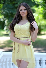 Ukrainian mail order bride Nataliya from Odessa with brunette hair and green eye color - image 2