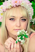 Ukrainian mail order bride Anastasia from Lugansk with blonde hair and grey eye color - image 5