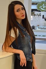 Ukrainian mail order bride Alina from Kherson with brunette hair and green eye color - image 7