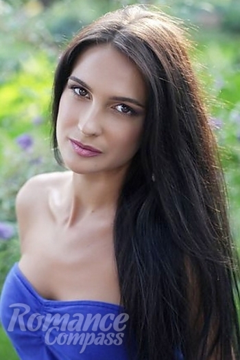 Ukrainian mail order bride Anna from Kharkov with light brown hair and brown eye color - image 1