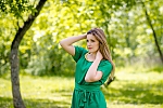 Ukrainian mail order bride Ekaterina from Snezhnoe with light brown hair and brown eye color - image 2
