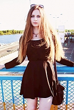 Ukrainian mail order bride Eleonora from Kiev with light brown hair and green eye color - image 3