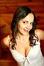Ukrainian mail order bride Yanina from Сherkassy with brunette hair and brown eye color - image 7