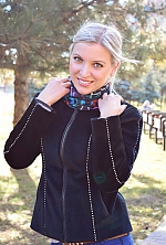 Ukrainian mail order bride Alina from Lugansk with blonde hair and grey eye color - image 2