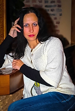 Ukrainian mail order bride Vitaliya from Lugansk with brunette hair and green eye color - image 5