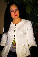 Ukrainian mail order bride Vitaliya from Lugansk with brunette hair and green eye color - image 6