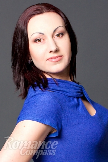 Ukrainian mail order bride Natalya from Poltava with black hair and brown eye color - image 1