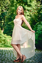 Ukrainian mail order bride Yana from Uman with blonde hair and hazel eye color - image 2