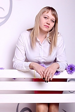 Ukrainian mail order bride Kate from Nikolaev with blonde hair and green eye color - image 20