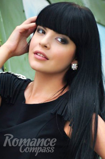 Julia, 28 y.o. from Lugansk, Ukraine