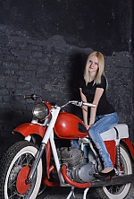 Ukrainian mail order bride Svetlana from Omsk with blonde hair and green eye color - image 5