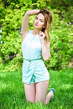 Ukrainian mail order bride Sofia from Rubezhnoe with light brown hair and green eye color - image 8