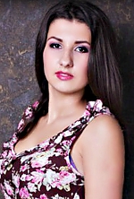 Ukrainian mail order bride Yana from Nikolaiv with brunette hair and brown eye color - image 10
