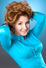 Ukrainian mail order bride Alesya from Kharkov with red hair and green eye color - image 3