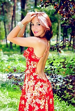 Ukrainian mail order bride Julia from Kiev with brunette hair and brown eye color - image 3