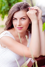 Ukrainian mail order bride Victoriya from Kiev with brunette hair and hazel eye color - image 2