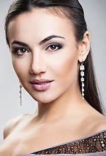 Ukrainian mail order bride Julia from Nikolaev with brunette hair and hazel eye color - image 2