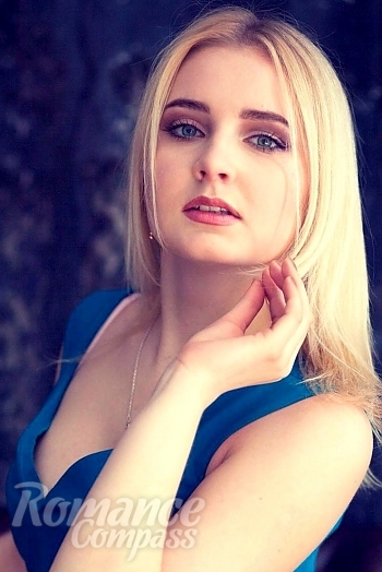 Ukrainian mail order bride Ekaterina from Kiev with blonde hair and green eye color - image 1
