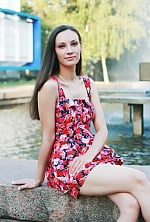 Ukrainian mail order bride Victoria from Nikolaev with light brown hair and brown eye color - image 4