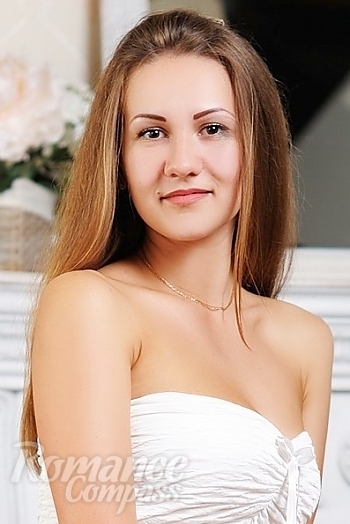 Ukrainian mail order bride Alina from Kiev with light brown hair and brown eye color - image 1