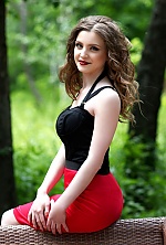 Ukrainian mail order bride Valentina from Lygansk with light brown hair and green eye color - image 2