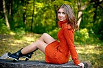 Ukrainian mail order bride Liliya from Poltavaa with light brown hair and green eye color - image 2