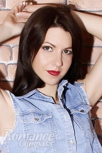 Ukrainian mail order bride Marina from Kiev with brunette hair and brown eye color - image 1