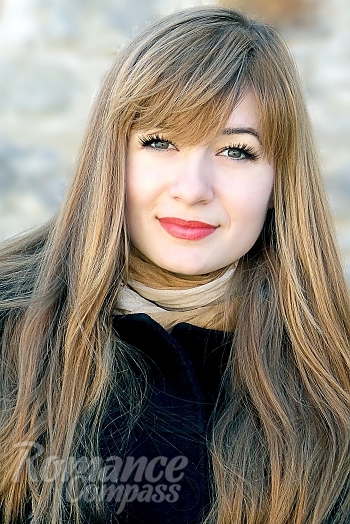 Ukrainian mail order bride Kristina from Kormylche with light brown hair and green eye color - image 1