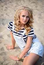 Ukrainian mail order bride Natalia from Kyiv with blonde hair and green eye color - image 2