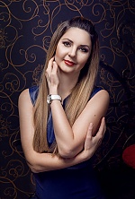 Ukrainian mail order bride Elena from Kiev with blonde hair and brown eye color - image 4
