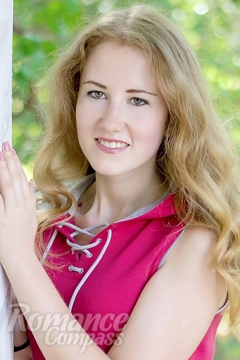 Ukrainian mail order bride Elizaveta from Nikolaev with red hair and grey eye color - image 1