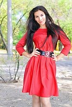 Ukrainian mail order bride Yulia from Zaporozhye with brunette hair and brown eye color - image 2