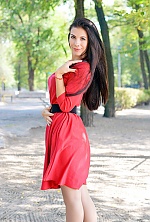 Ukrainian mail order bride Yulia from Zaporozhye with brunette hair and brown eye color - image 3