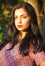 Ukrainian mail order bride Elena from Kamianske with brunette hair and green eye color - image 4