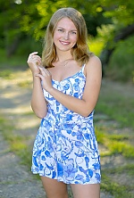 Ukrainian mail order bride Valeria from Berdyansk with light brown hair and green eye color - image 2