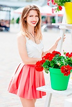 Ukrainian mail order bride Zhane from Cherkassy with light brown hair and green eye color - image 9
