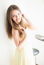 Ukrainian mail order bride Katerina from Kharkov with brunette hair and green eye color - image 2