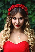 Ukrainian mail order bride Julia from Odessa with light brown hair and green eye color - image 5