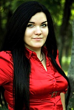 Ukrainian mail order bride Karina from Kharkov with black hair and hazel eye color - image 7
