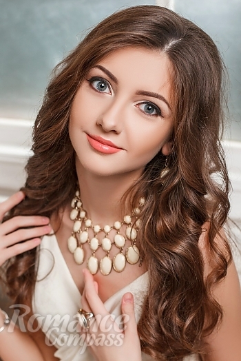 Ukrainian mail order bride Keterina from Kharkov with light brown hair and grey eye color - image 1