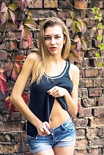 Ukrainian mail order bride Alina from Lugansk with blonde hair and brown eye color - image 2