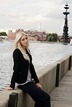 Ukrainian mail order bride Elizaveta from Luhansk with blonde hair and green eye color - image 4