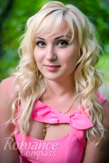 Ukrainian mail order bride Yulia from Nikolaev with blonde hair and grey eye color - image 1