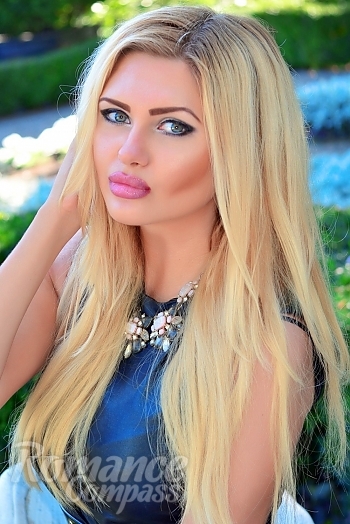 Ukrainian mail order bride Daria from Odessa with blonde hair and blue eye color - image 1