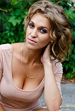 Ukrainian mail order bride Yana from Kiev with light brown hair and brown eye color - image 3