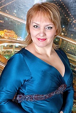 Ukrainian mail order bride Marina from Nikolaev with light brown hair and green eye color - image 2