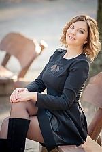 Ukrainian mail order bride Yana from Cherkasy with light brown hair and green eye color - image 4