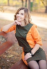 Ukrainian mail order bride Yana from Cherkasy with light brown hair and green eye color - image 6