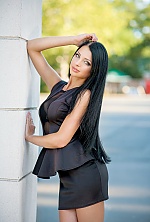 Ukrainian mail order bride Irina from Odessa with black hair and green eye color - image 2