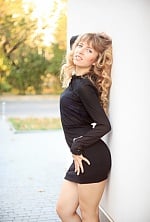 Ukrainian mail order bride Liliya from Kharkov with light brown hair and blue eye color - image 2